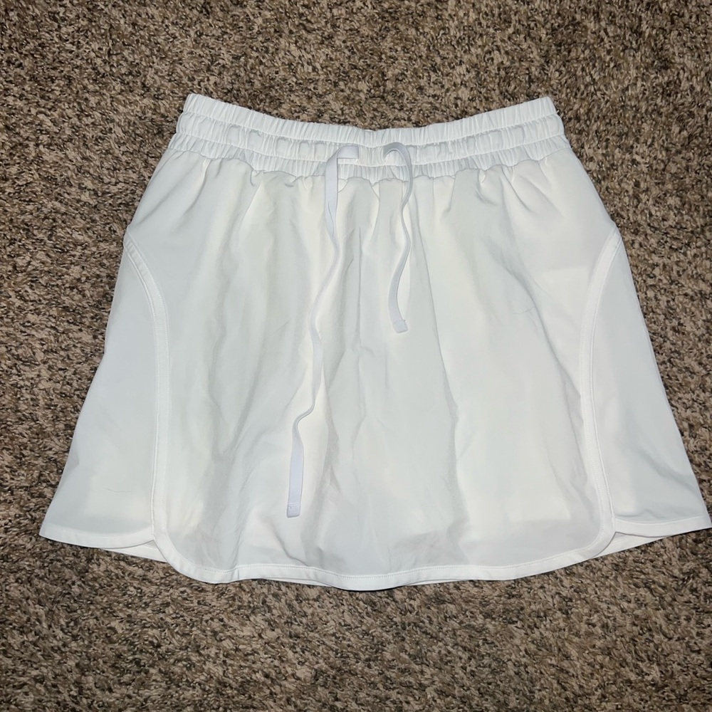 Beyond Yoga White Athletic Skirt